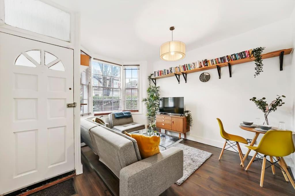 2 Bed Garden Flat Leyton Village London Exterior photo